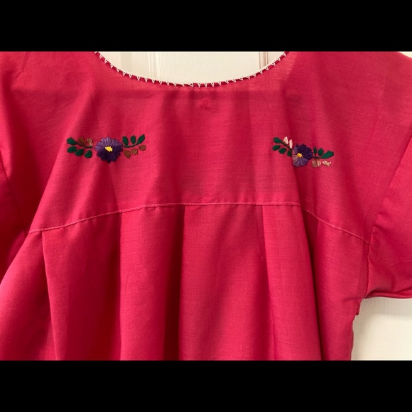 Embroidered pink dress with floral design NWOT - Picture 5 of 7